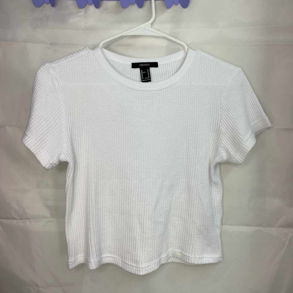 Forever 21 women’s solid white waffle knit short sleeve 100% cotton casual shirt